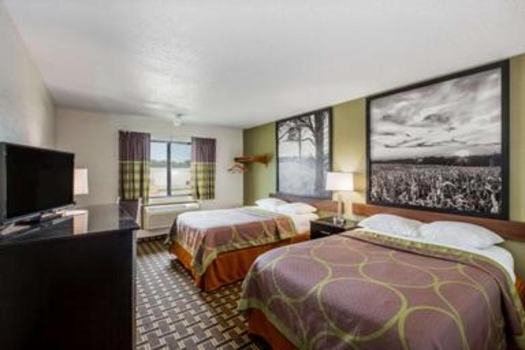 Super 8 By Wyndham Wayne Hotel Eksteriør billede